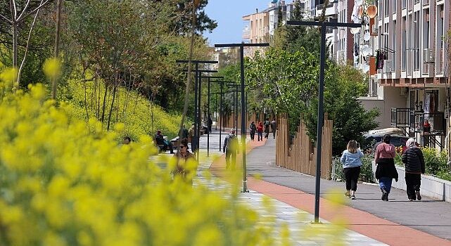 Buca’nın nostaljik demiryolu hattını günümüze taşıyan projede son viraj