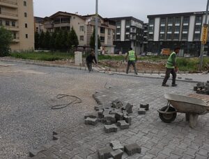Dumlupınar Mahallesi’nde Parke Çalışmaları Devam Ediyor
