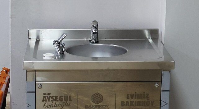 Başkan Ovalıoğlu, devlet okullarına su arıtma cihazı desteğine devam ediyor